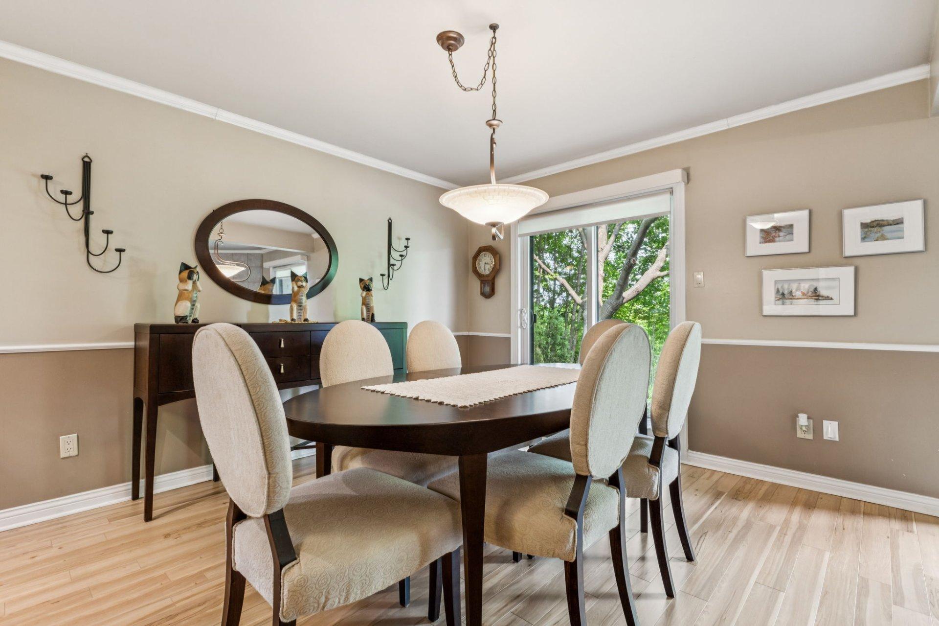 









6


Imp. de Brest

, 2,
Gatineau (Hull),




QC
J8Z3C2

