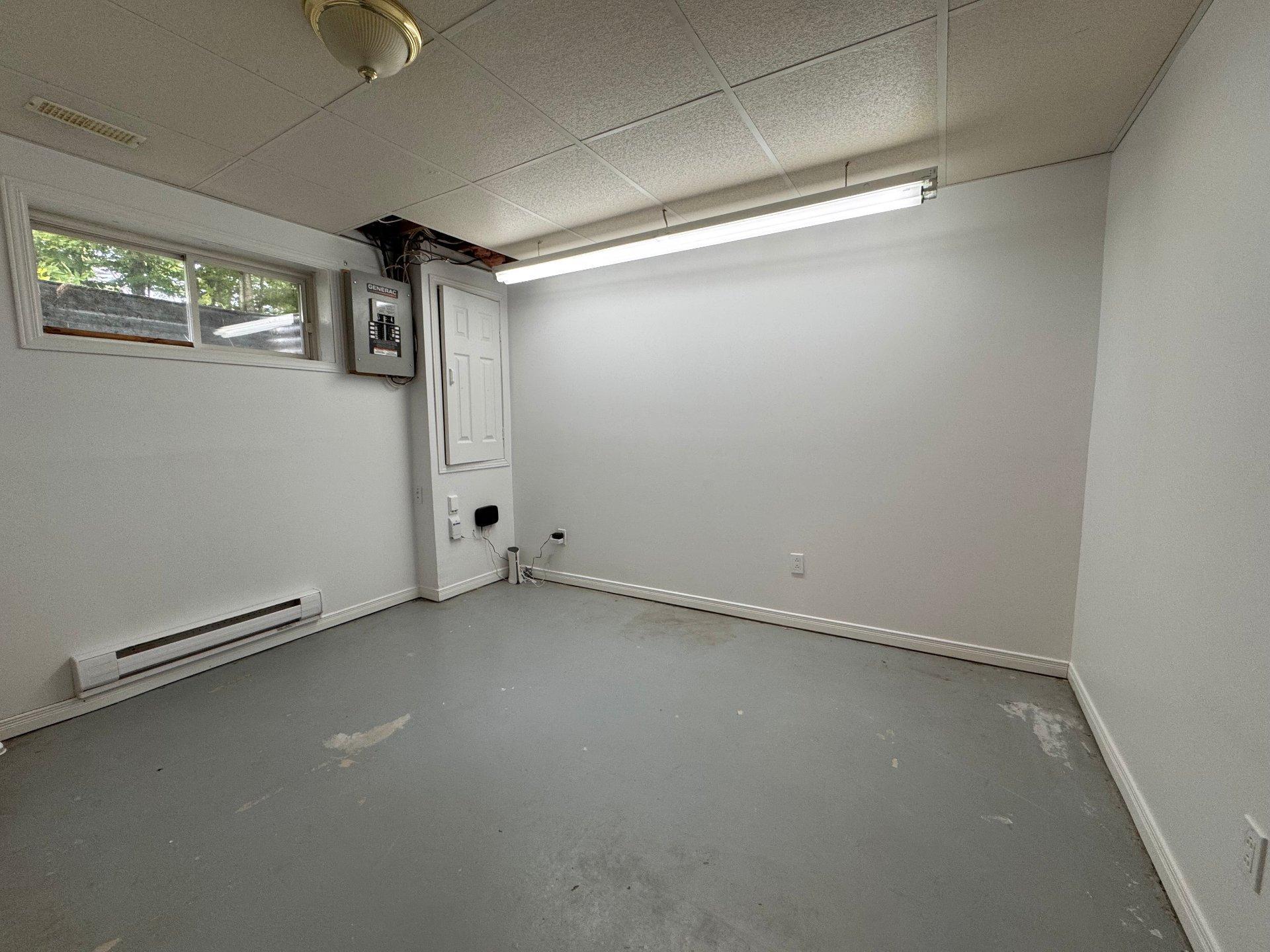 









85


Ch. Lafrenière

,
Val-des-Monts,




QC
J8N7J7

