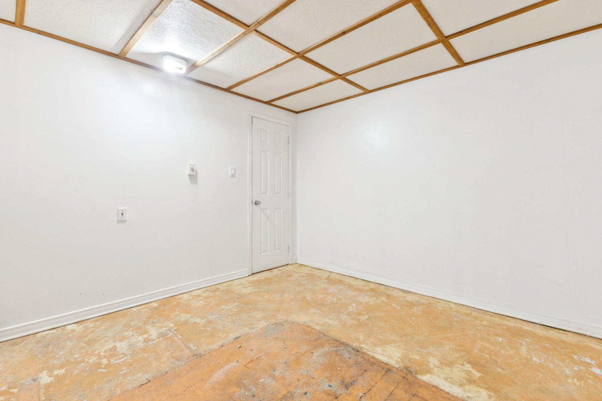 









85


Ch. Lafrenière

,
Val-des-Monts,




QC
J8N7J7

