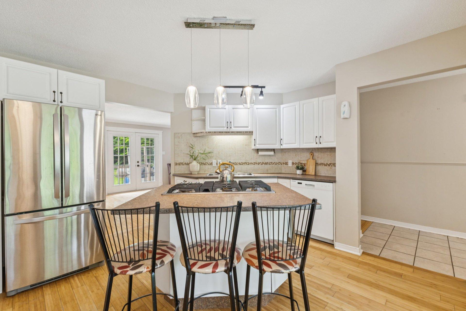









85


Ch. Lafrenière

,
Val-des-Monts,




QC
J8N7J7

