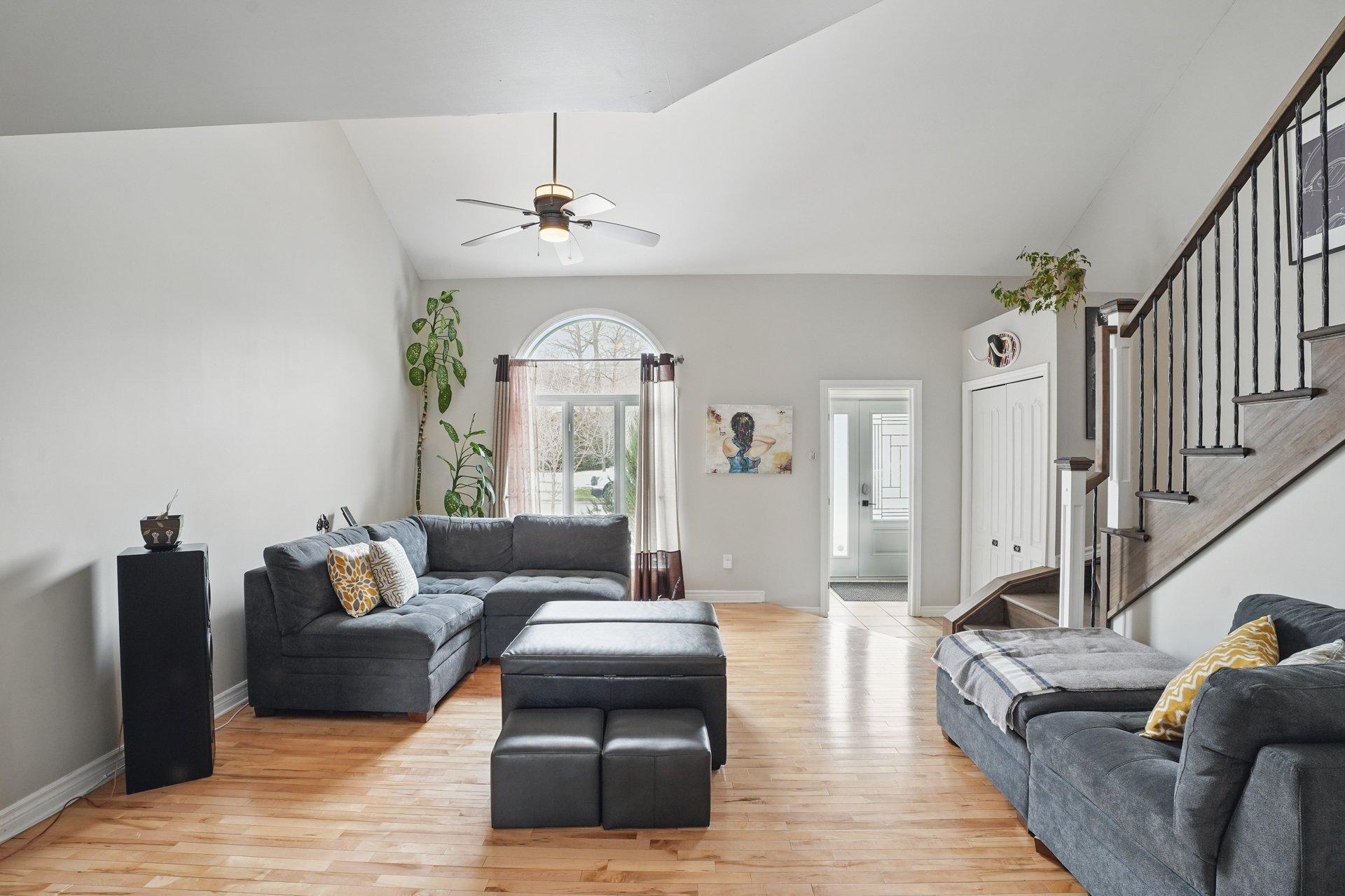









108


Imp. Jean-Duceppe

,
Gatineau (Aylmer),




QC
J9H7K7

