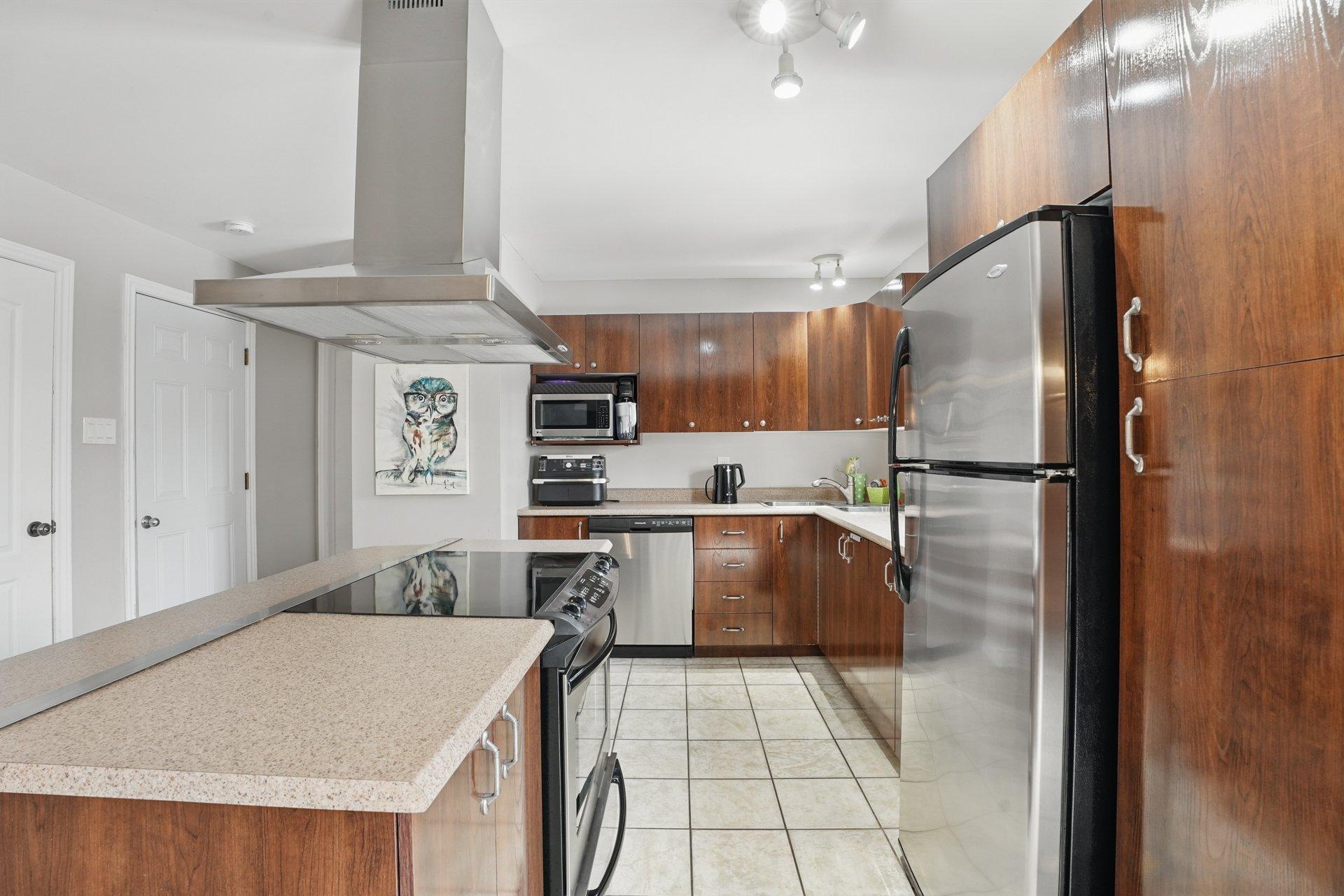 









108


Imp. Jean-Duceppe

,
Gatineau (Aylmer),




QC
J9H7K7

