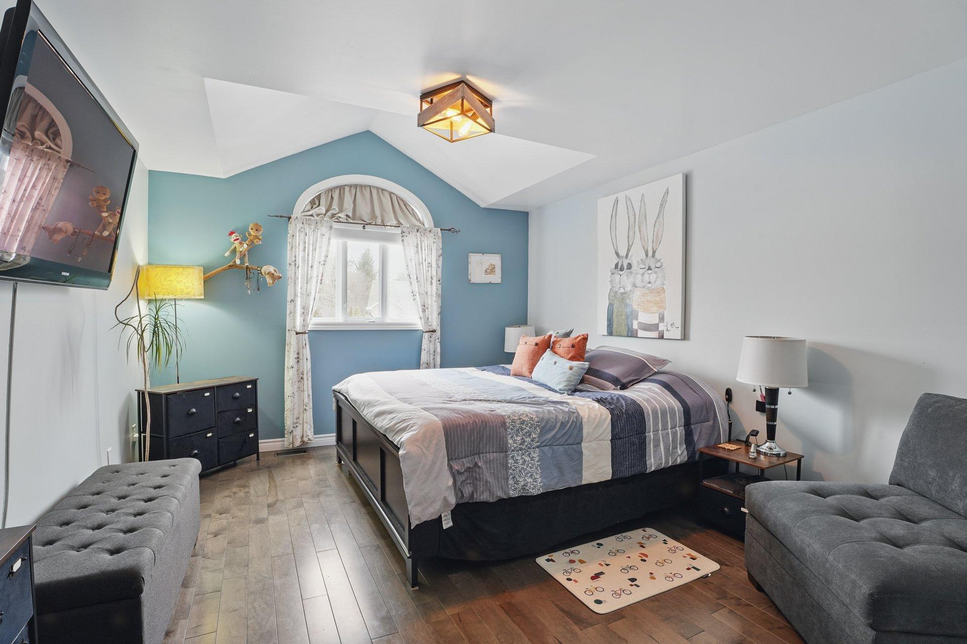 









108


Imp. Jean-Duceppe

,
Gatineau (Aylmer),




QC
J9H7K7

