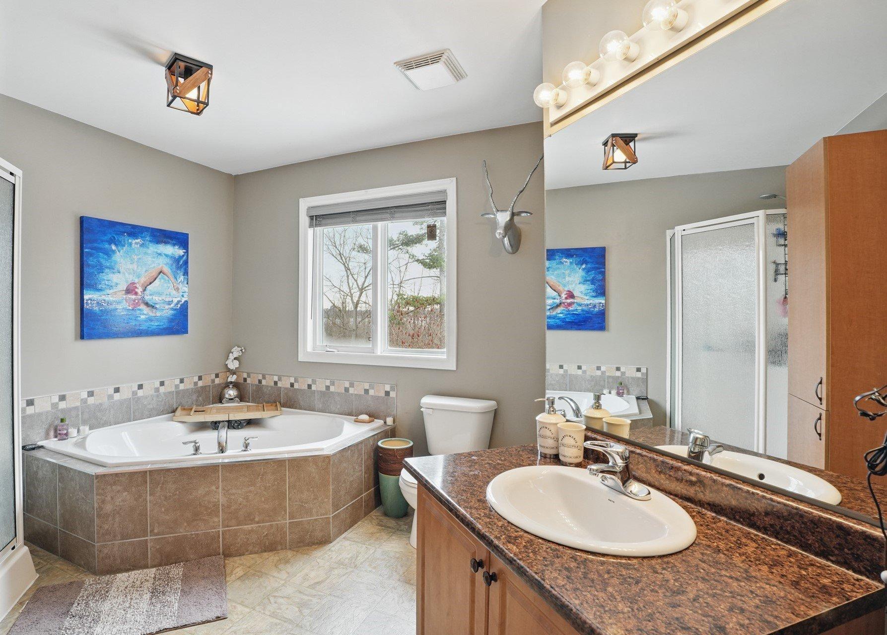 









108


Imp. Jean-Duceppe

,
Gatineau (Aylmer),




QC
J9H7K7

