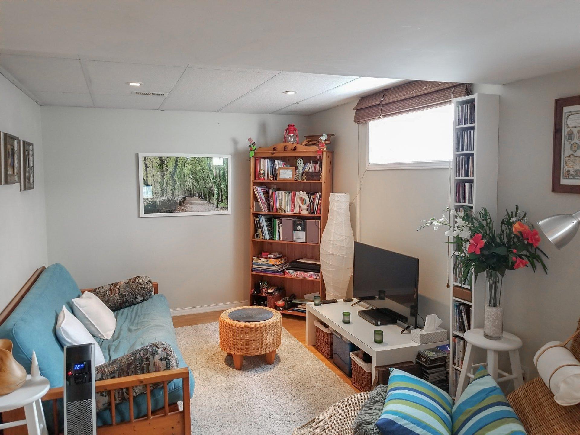 









108


Imp. Jean-Duceppe

,
Gatineau (Aylmer),




QC
J9H7K7

