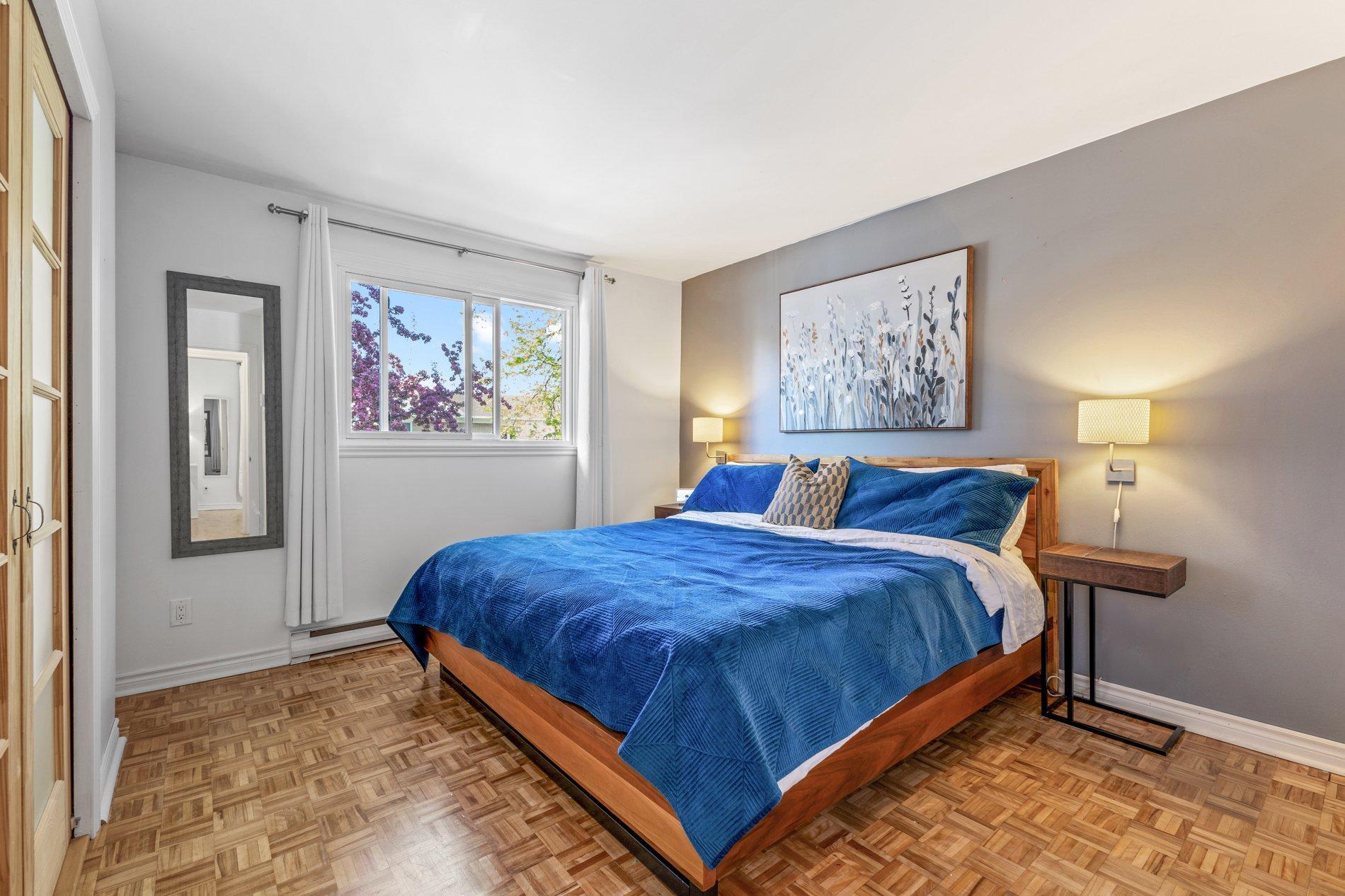 









1310


40e Avenue

,
Montréal (Rivière-des-Prairies/Pointe-aux-Trembles),




QC
H1A3G5

