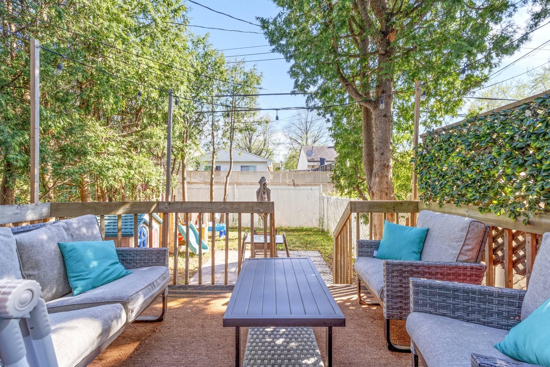 









1310


40e Avenue

,
Montréal (Rivière-des-Prairies/Pointe-aux-Trembles),




QC
H1A3G5

