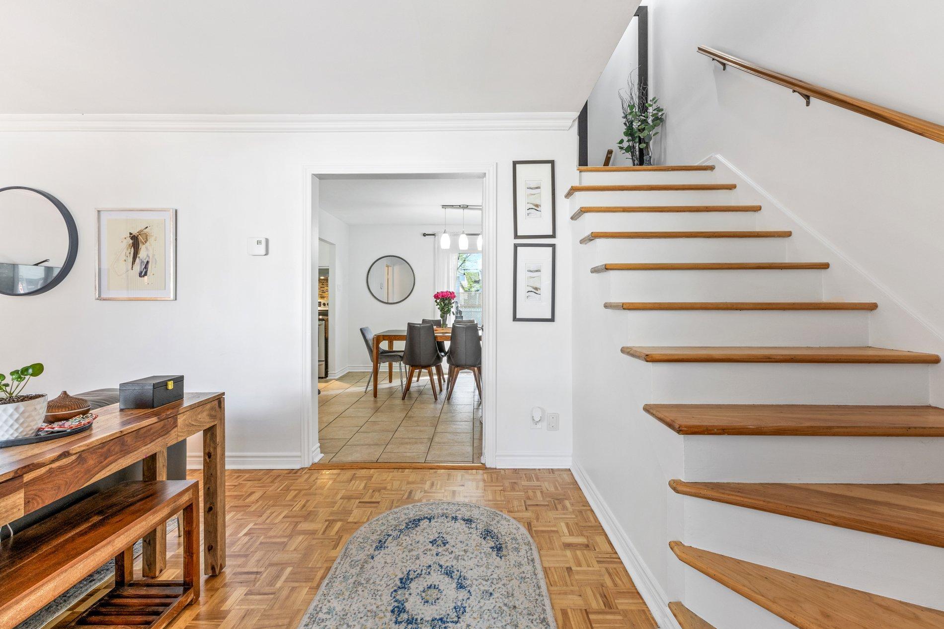 









1310


40e Avenue

,
Montréal (Rivière-des-Prairies/Pointe-aux-Trembles),




QC
H1A3G5

