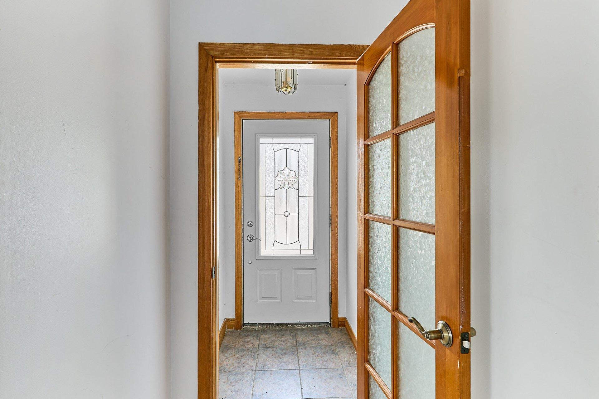 









185


Av. Verdi

,
Laval (Laval-des-Rapides),




QC
H7N3E2

