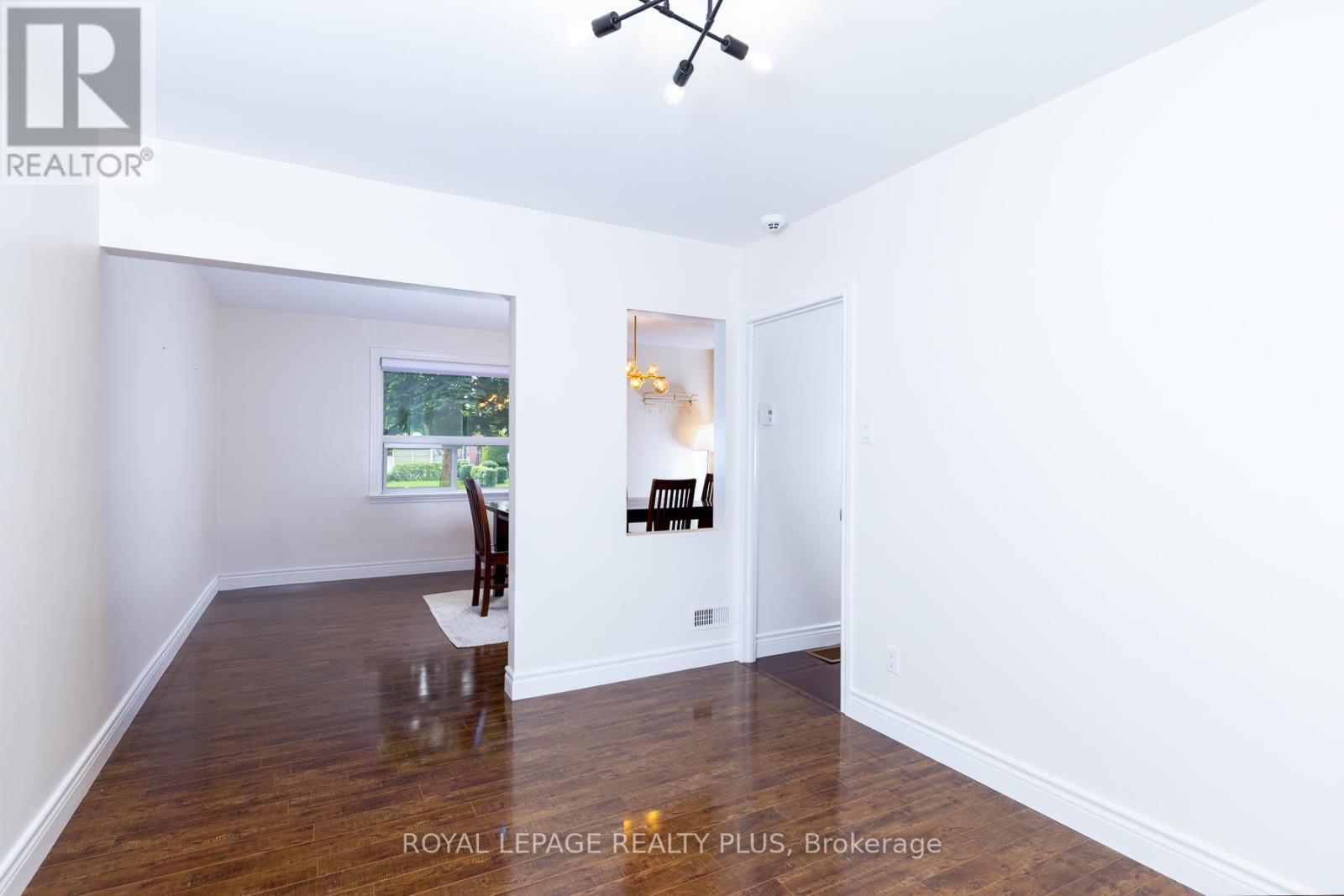 












133 WESLEY STREET

,
Toronto,




Ontario
M8Y2W9

