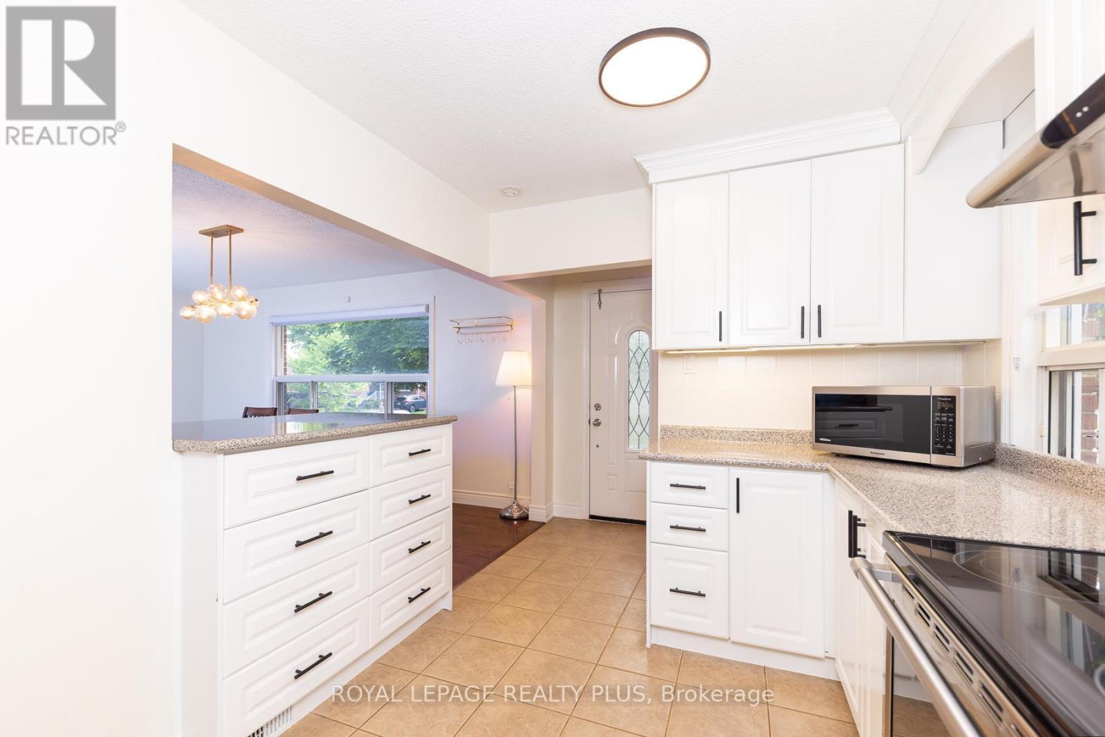 












133 WESLEY STREET

,
Toronto,




Ontario
M8Y2W9

