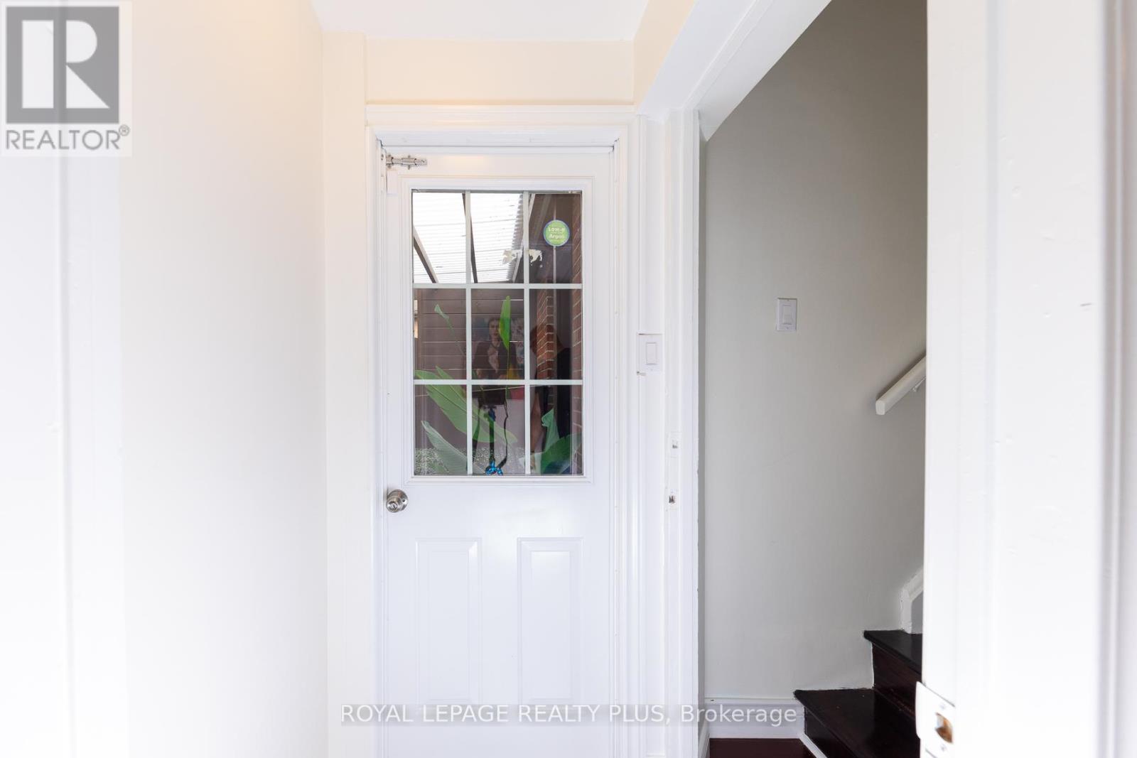 












133 WESLEY STREET

,
Toronto,




Ontario
M8Y2W9

