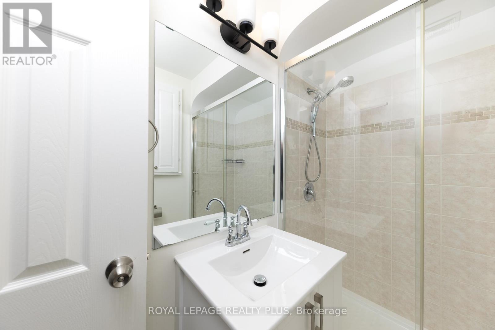 












133 WESLEY STREET

,
Toronto,




Ontario
M8Y2W9


