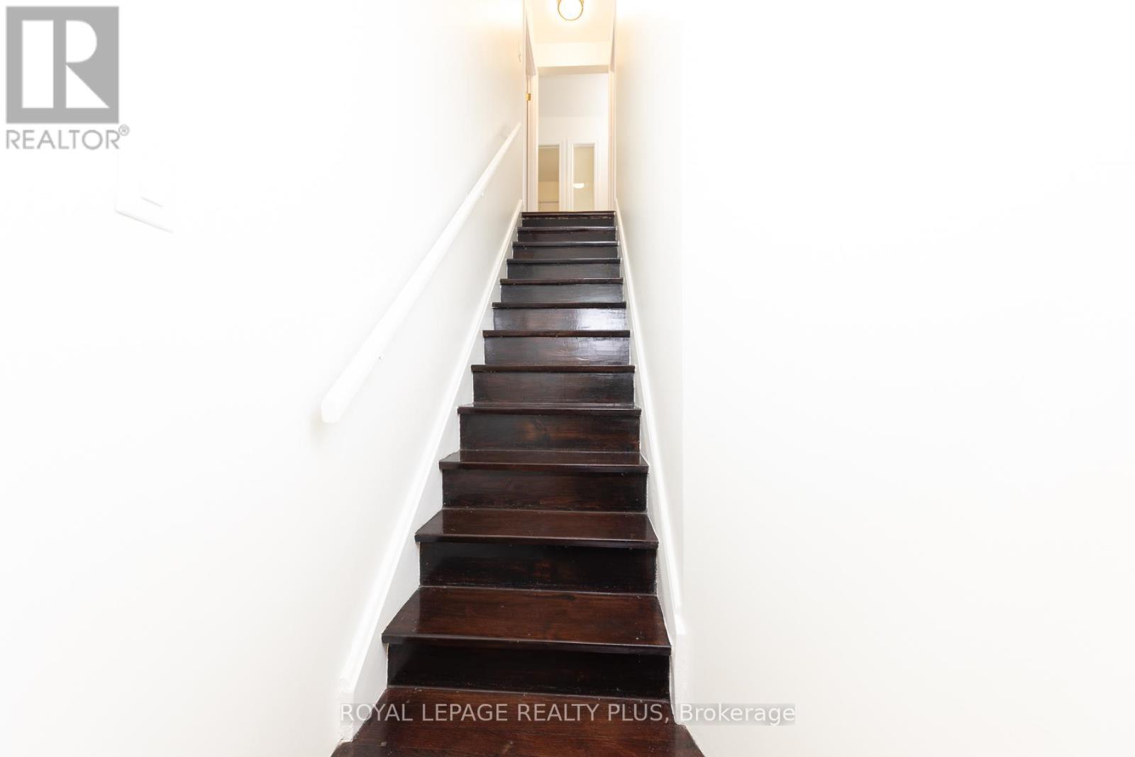 












133 WESLEY STREET

,
Toronto,




Ontario
M8Y2W9

