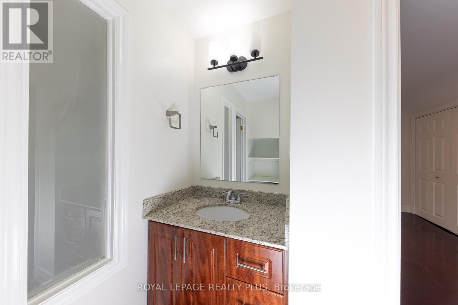 












133 WESLEY STREET

,
Toronto,




Ontario
M8Y2W9

