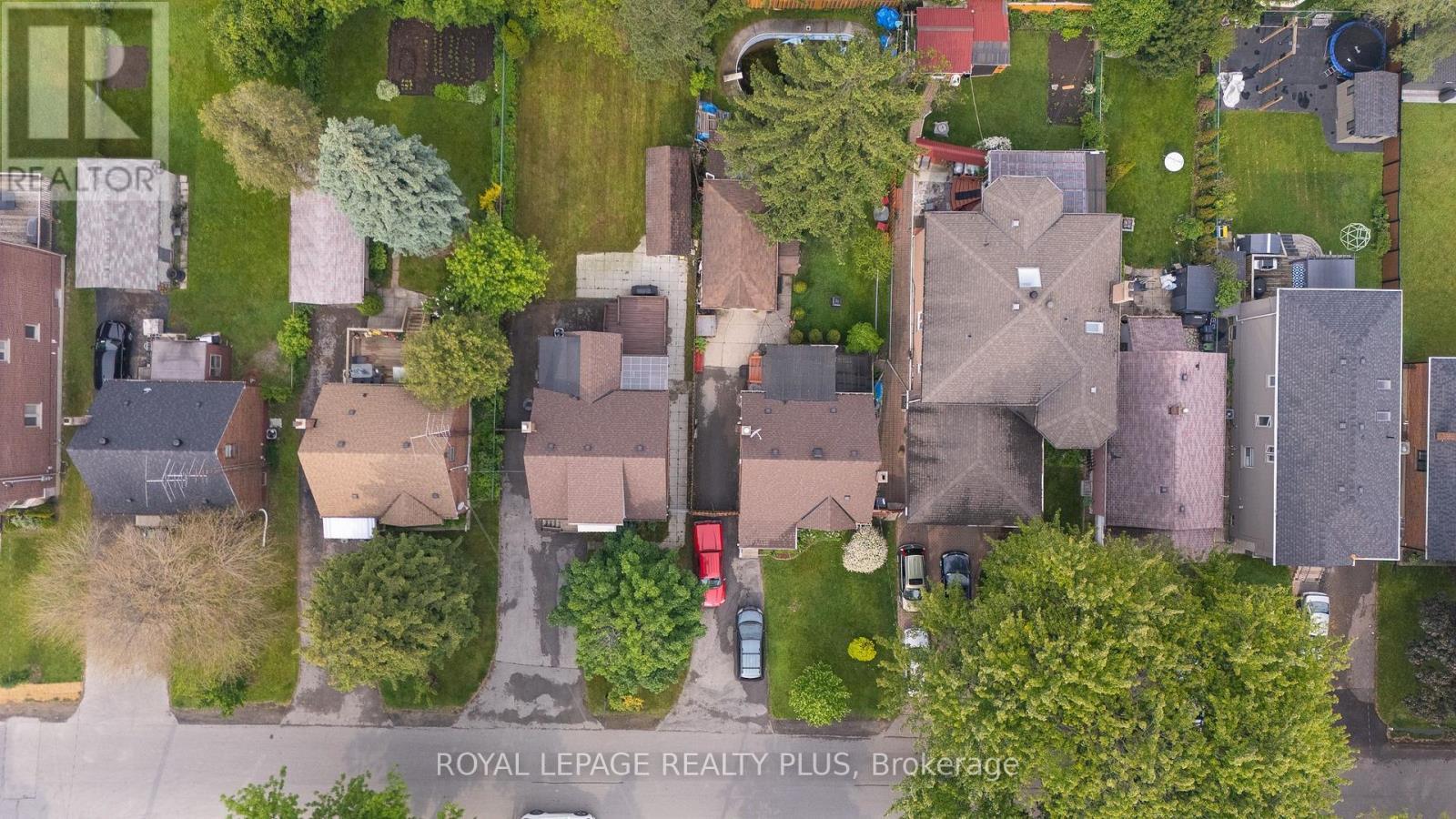












133 WESLEY STREET

,
Toronto,




Ontario
M8Y2W9

