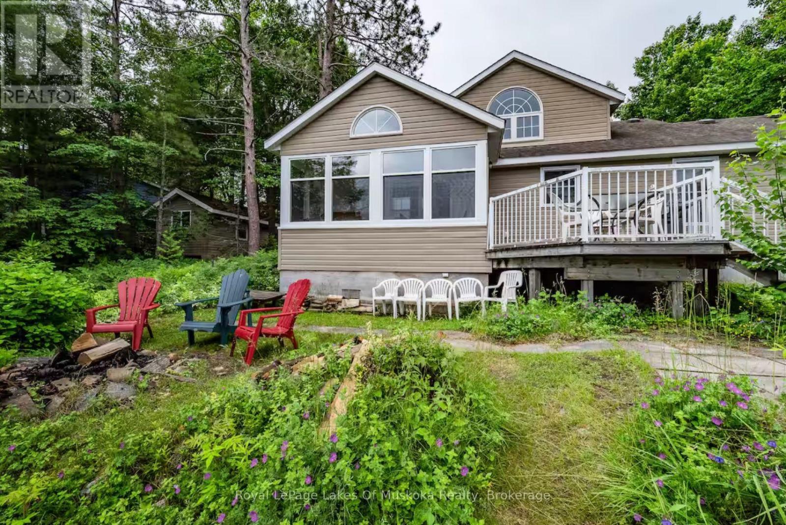 












49 PINETREE ROAD

,
Gravenhurst (Muskoka (S)),




Ontario
P1P1R2

