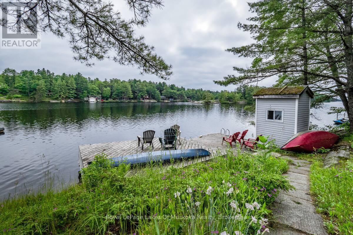 












49 PINETREE ROAD

,
Gravenhurst (Muskoka (S)),




Ontario
P1P1R2

