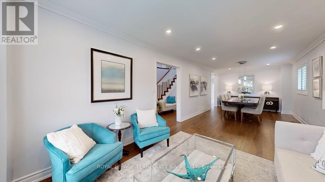 












31 BRYANT ROAD

,
Markham,




Ontario
L3P5Y7

