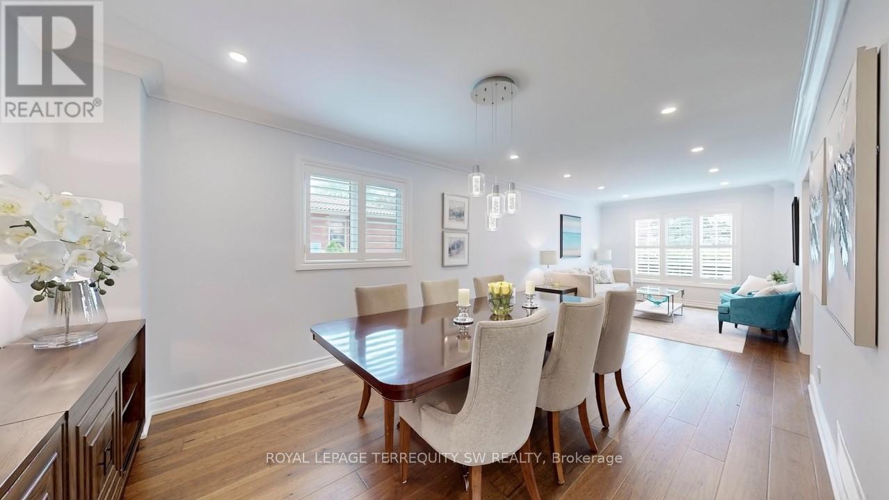 












31 BRYANT ROAD

,
Markham,




Ontario
L3P5Y7


