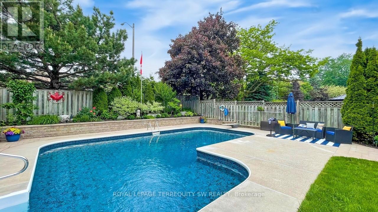 












31 BRYANT ROAD

,
Markham,




Ontario
L3P5Y7

