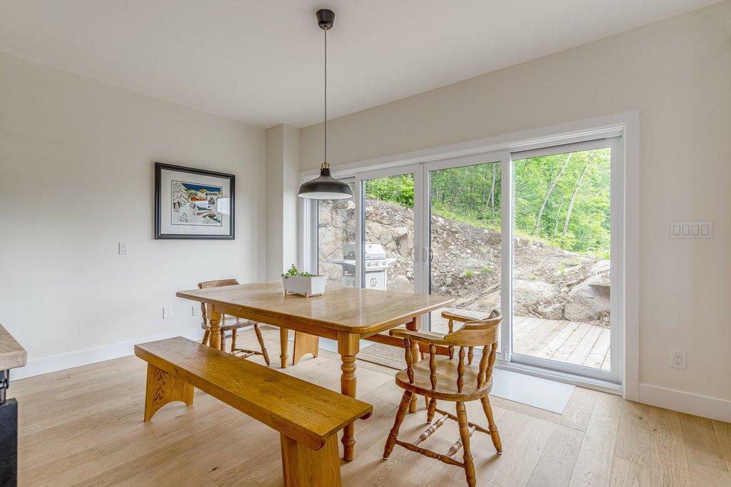 









64


Rue de Sarajevo

,
Cantley,




QC
J8V3B2

