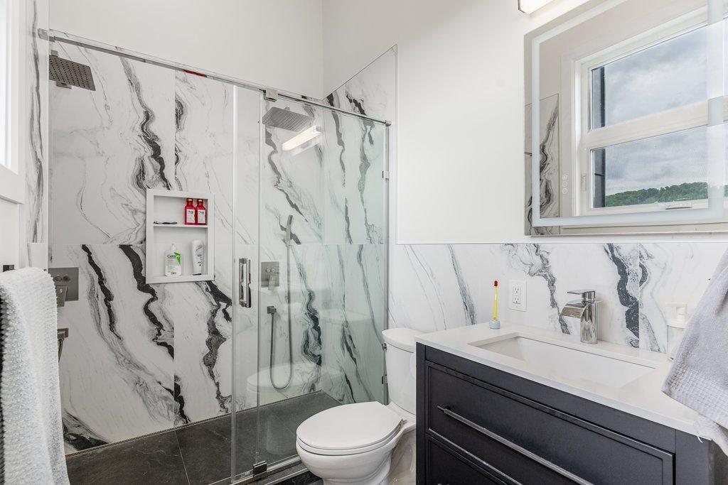 









64


Rue de Sarajevo

,
Cantley,




QC
J8V3B2

