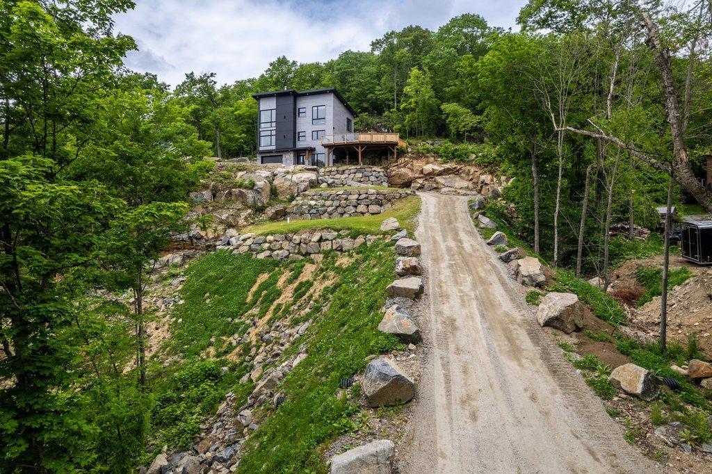 









64


Rue de Sarajevo

,
Cantley,




QC
J8V3B2

