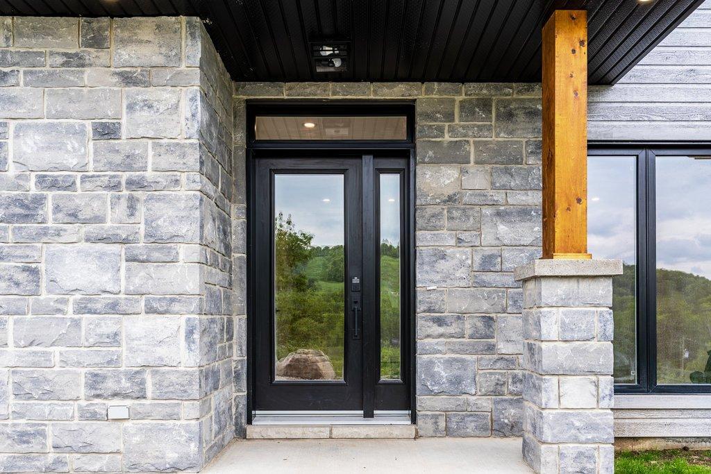 









64


Rue de Sarajevo

,
Cantley,




QC
J8V3B2

