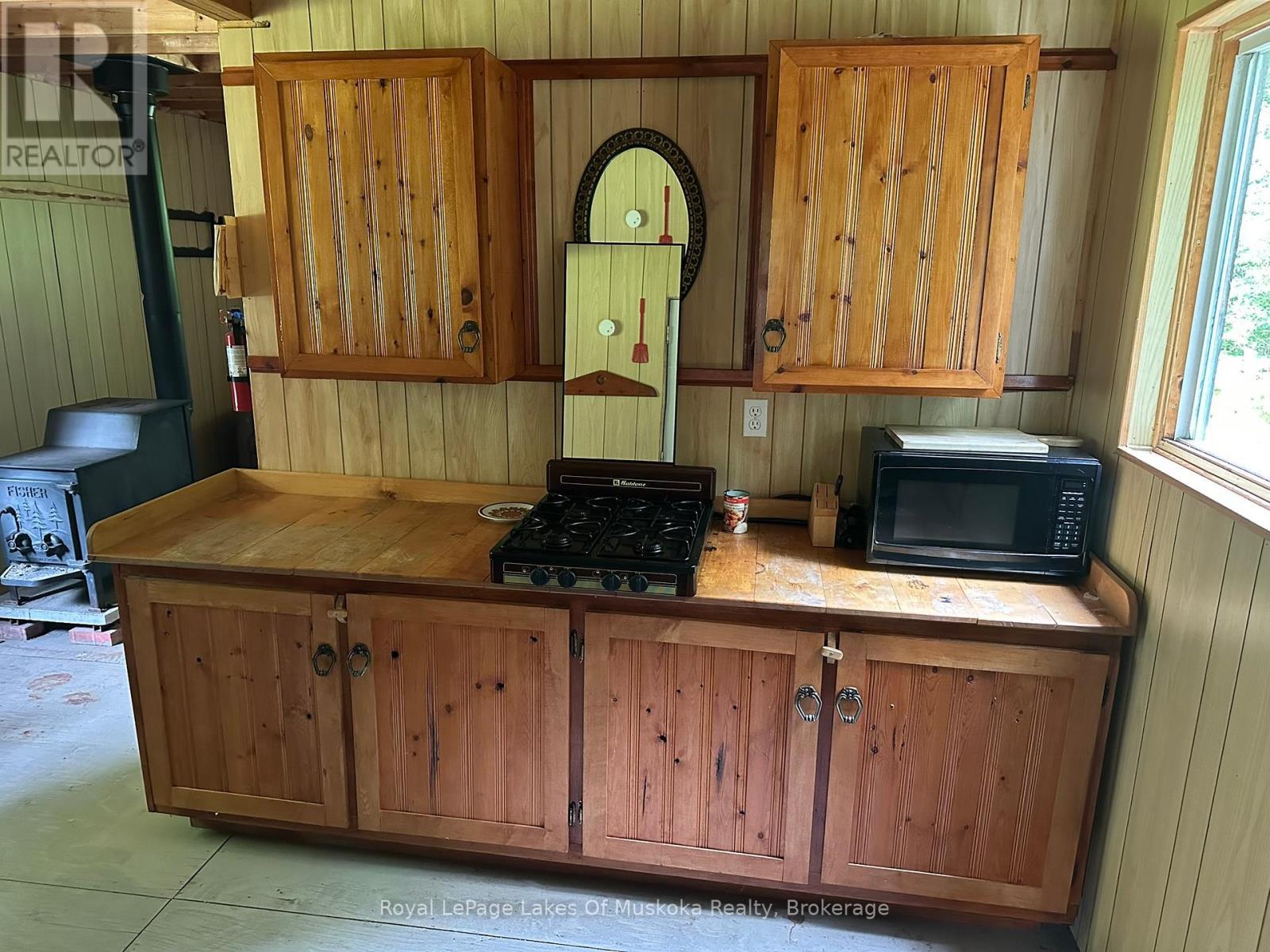 












280 PROUDFOOT ROAD

,
Joly,




Ontario
P0A1Z0

