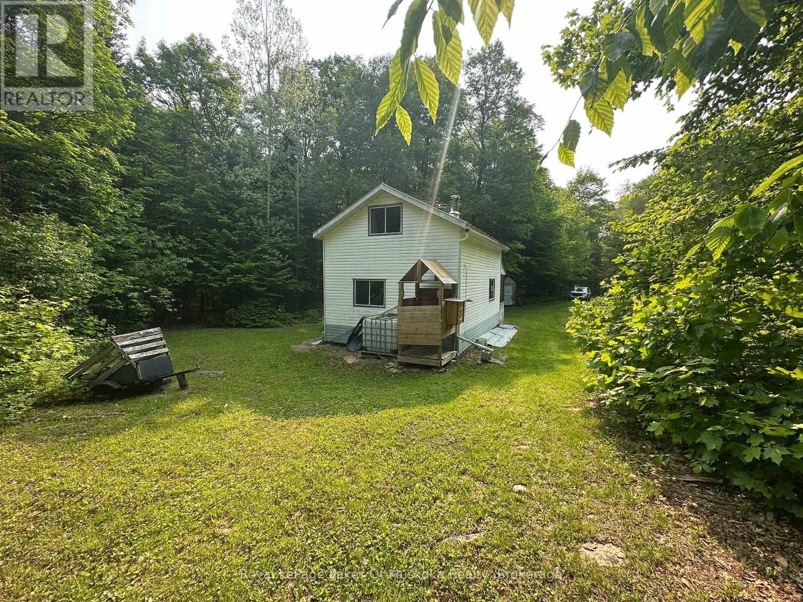 












280 PROUDFOOT ROAD

,
Joly,




Ontario
P0A1Z0

