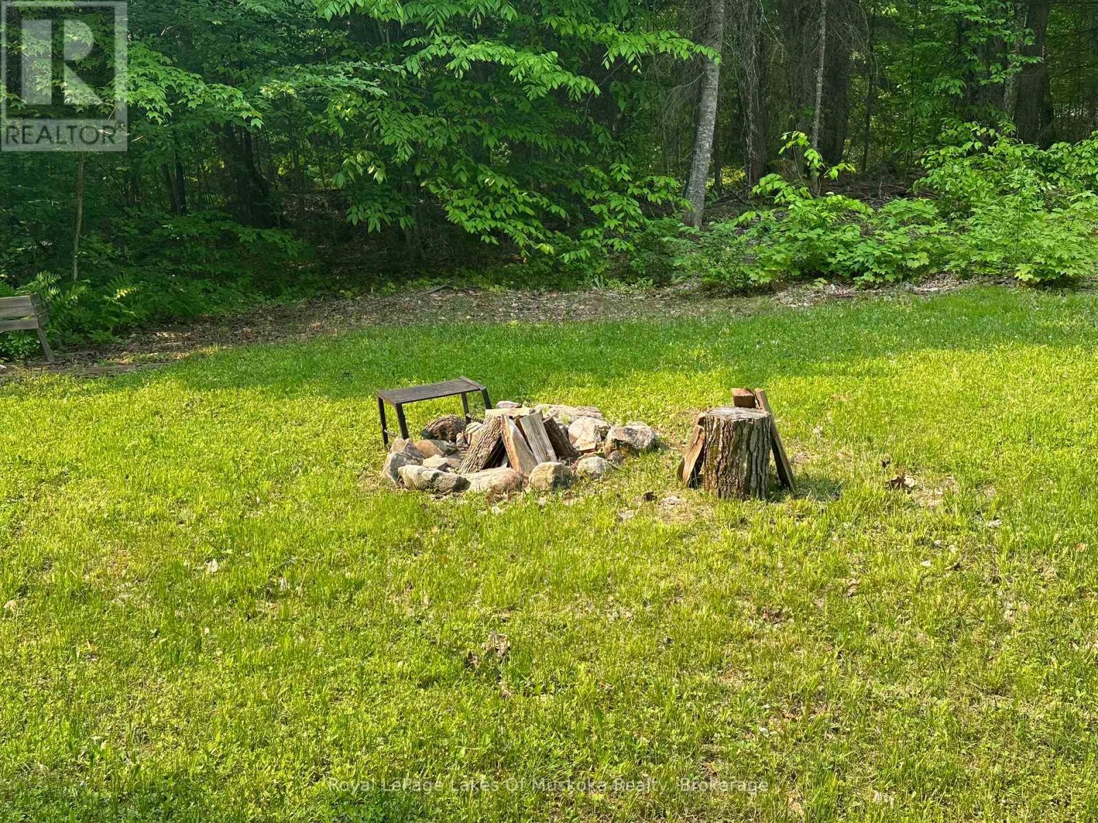












280 PROUDFOOT ROAD

,
Joly,




Ontario
P0A1Z0

