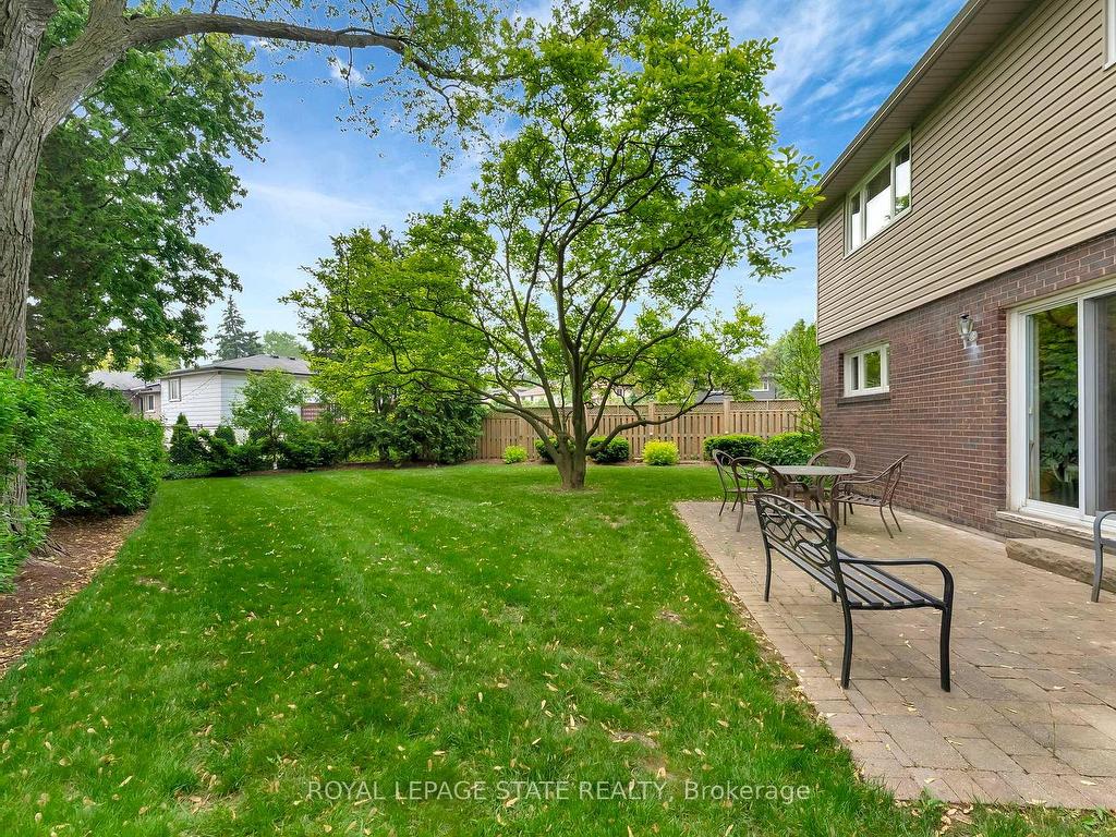 









31


Rialto

Court,
Hamilton,




ON
L9C 5T5

