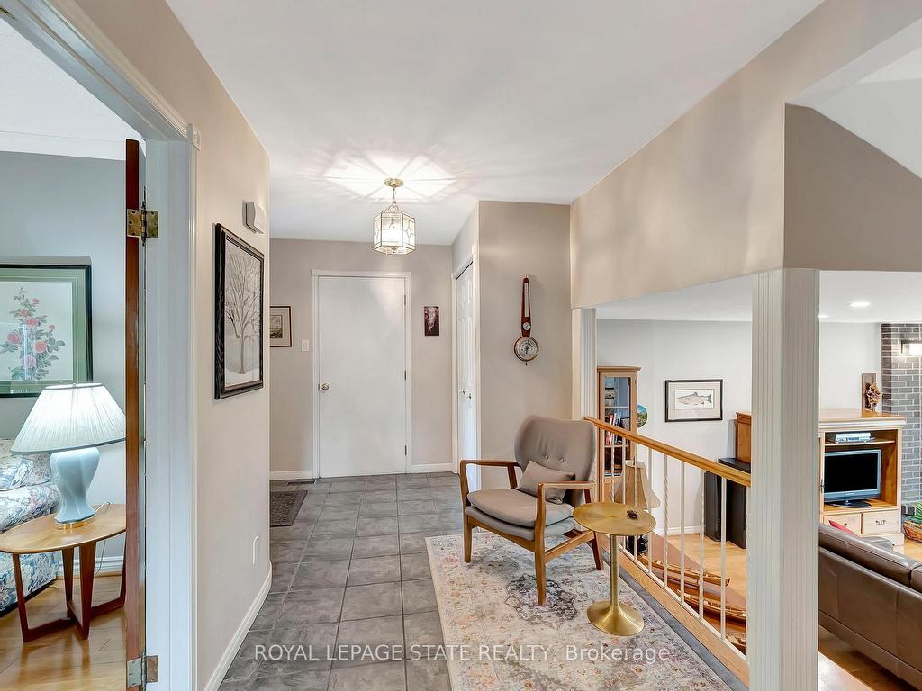 









31


Rialto

Court,
Hamilton,




ON
L9C 5T5

