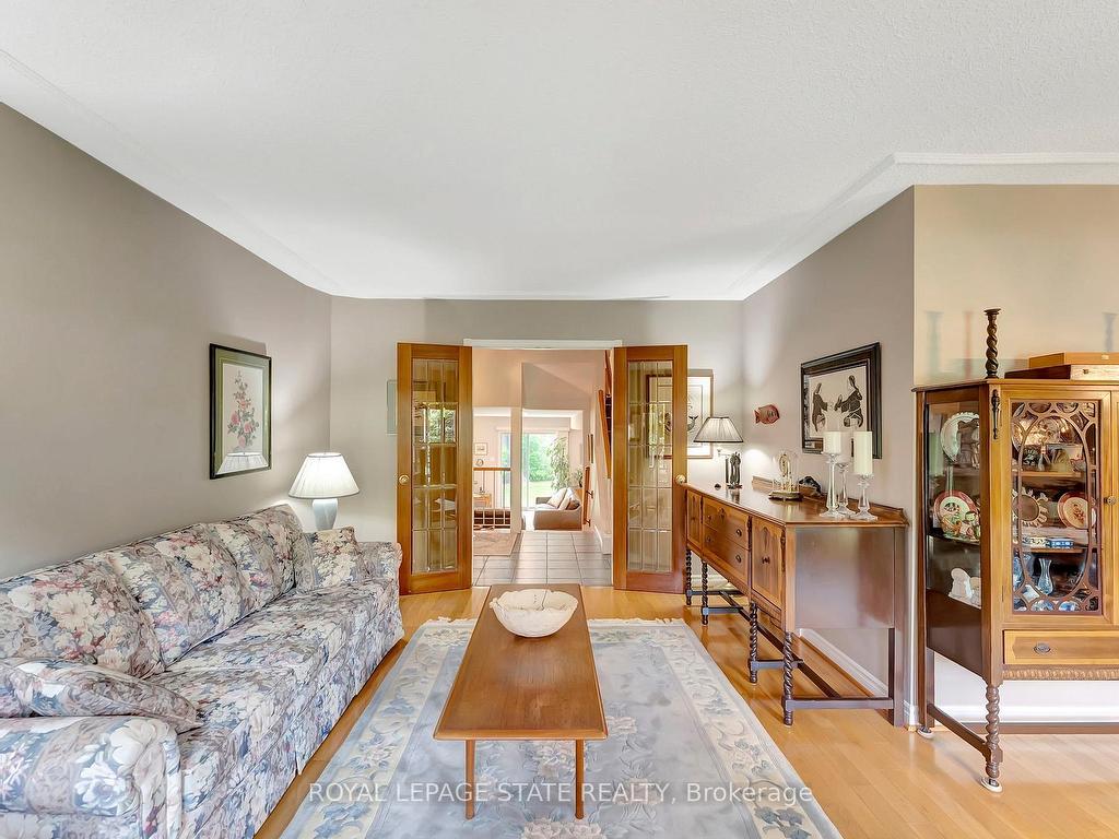 









31


Rialto

Court,
Hamilton,




ON
L9C 5T5

