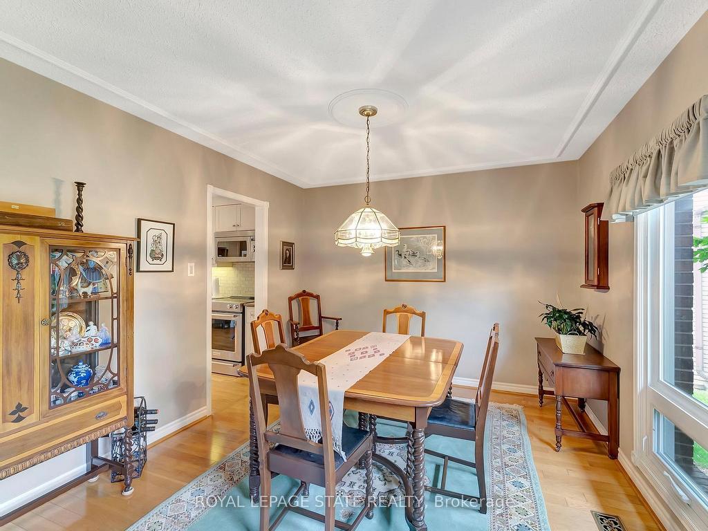 









31


Rialto

Court,
Hamilton,




ON
L9C 5T5

