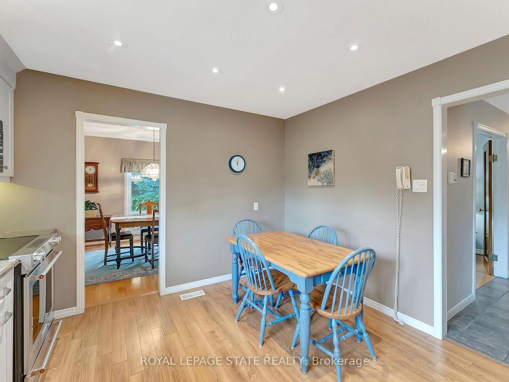 









31


Rialto

Court,
Hamilton,




ON
L9C 5T5

