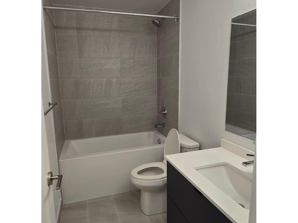 









5105


Hurontario

Street, 603,
Mississauga,




ON
L4Z 3X7


