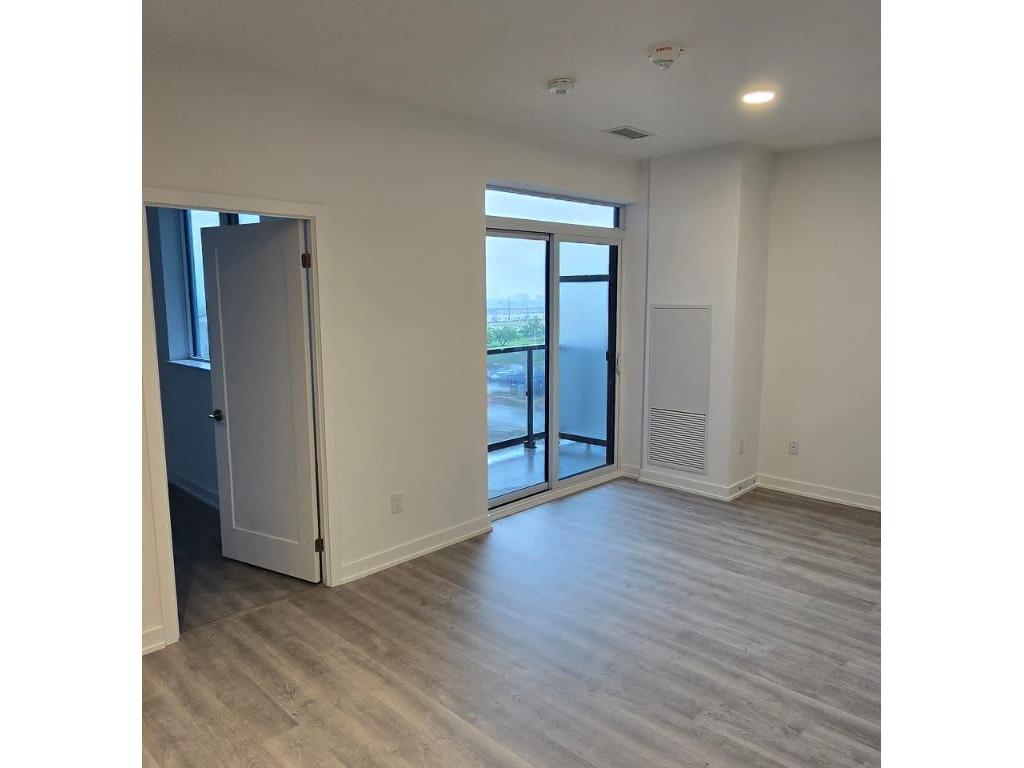









5105


Hurontario

Street, 603,
Mississauga,




ON
L4Z 3X7

