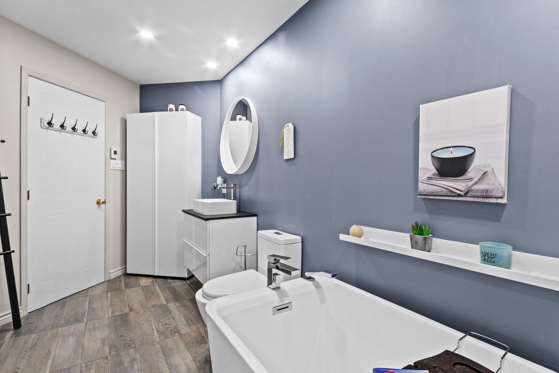 









1188


Rue Nancy

,
Saint-Jérôme,




QC
J5L2P9

