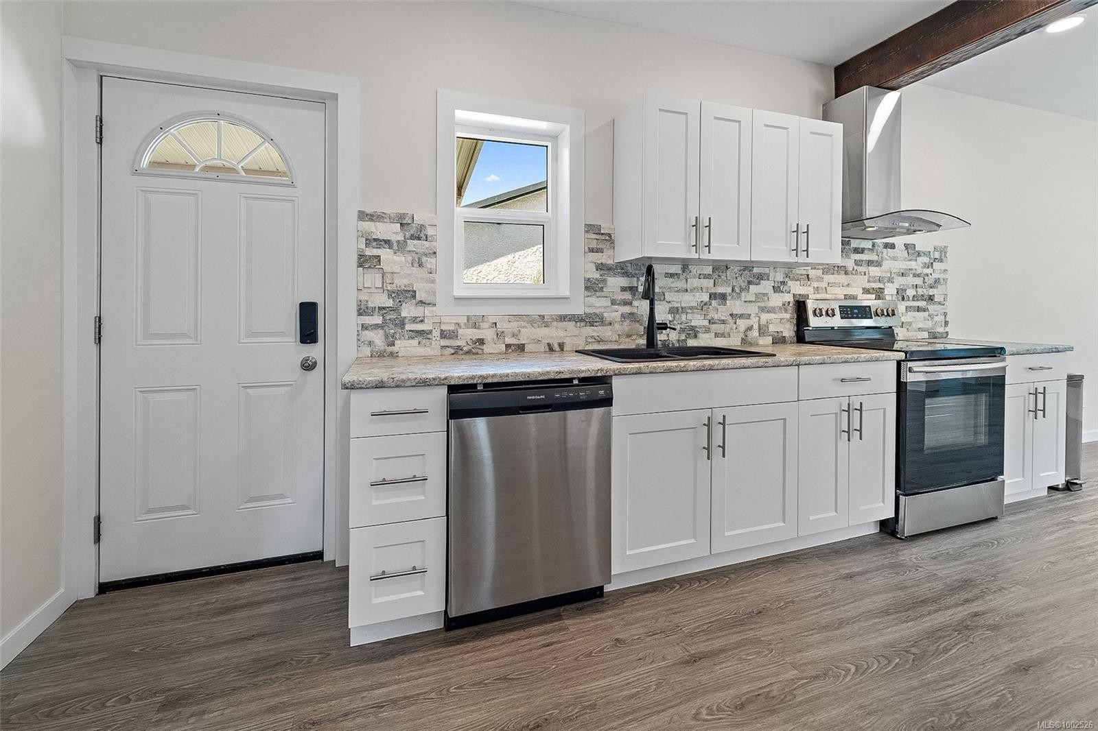 









3161


Angus

Rd,
Cassidy,




BC
V0R 1H0

