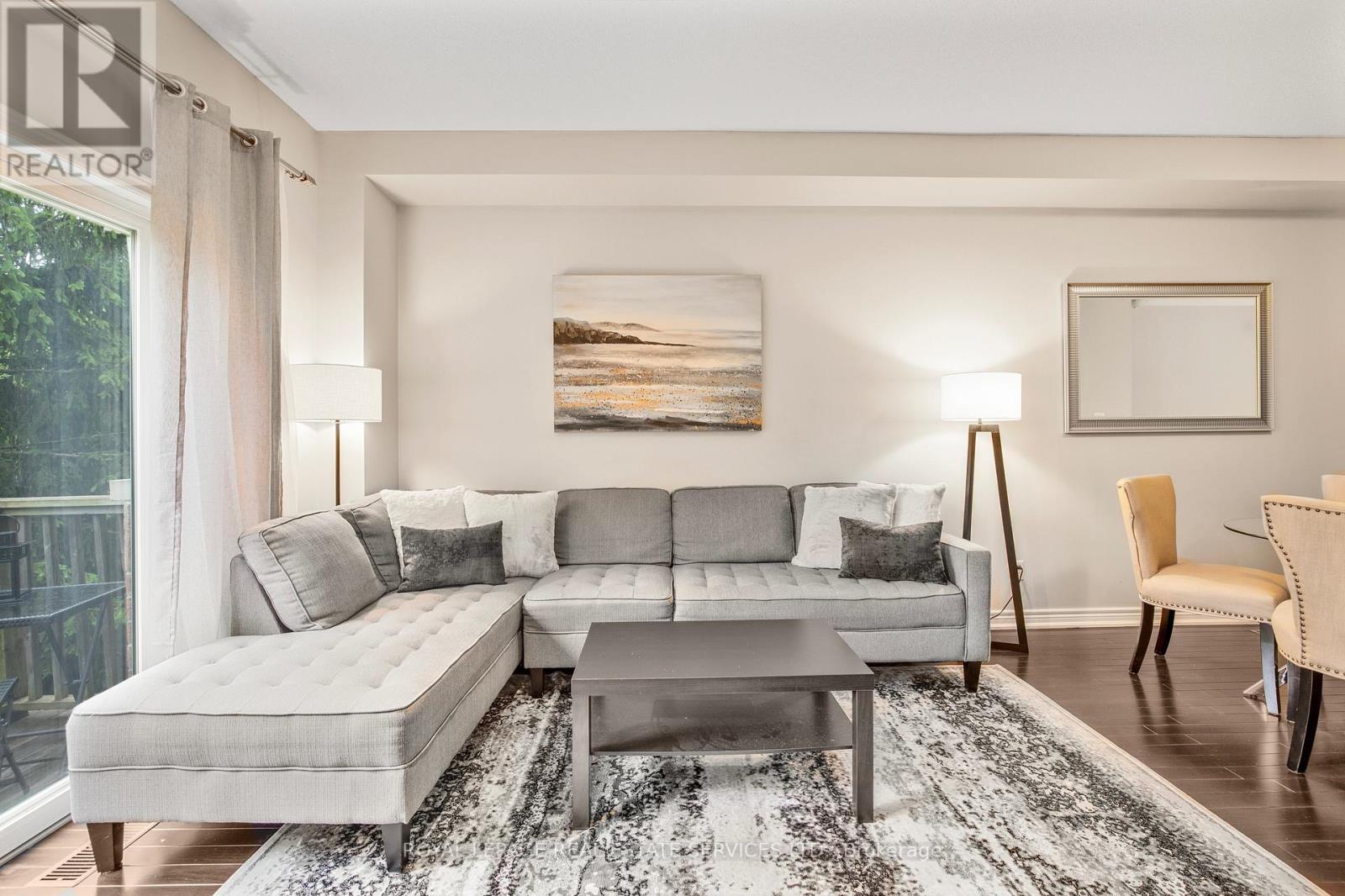 












4280 INGRAM COMMON

,
Burlington,




Ontario
L7L0C4


