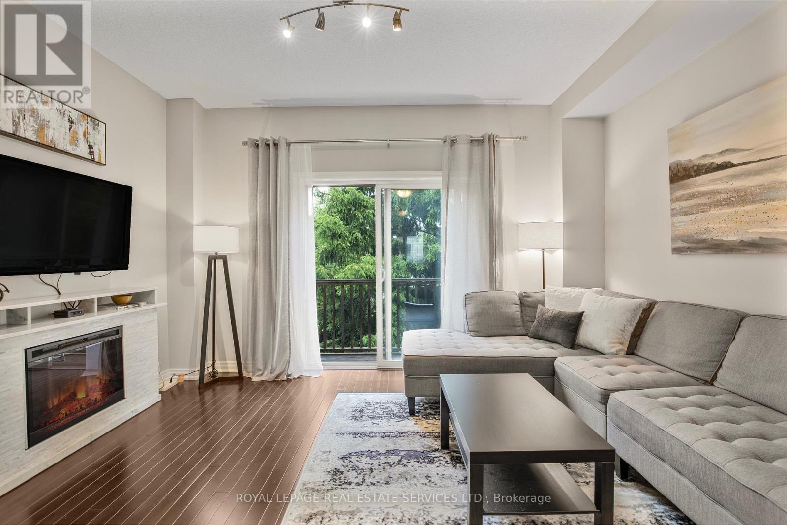 












4280 INGRAM COMMON

,
Burlington,




Ontario
L7L0C4

