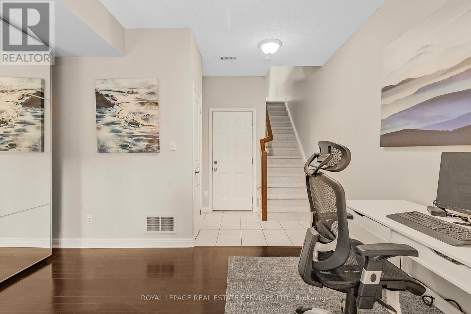 












4280 INGRAM COMMON

,
Burlington,




Ontario
L7L0C4

