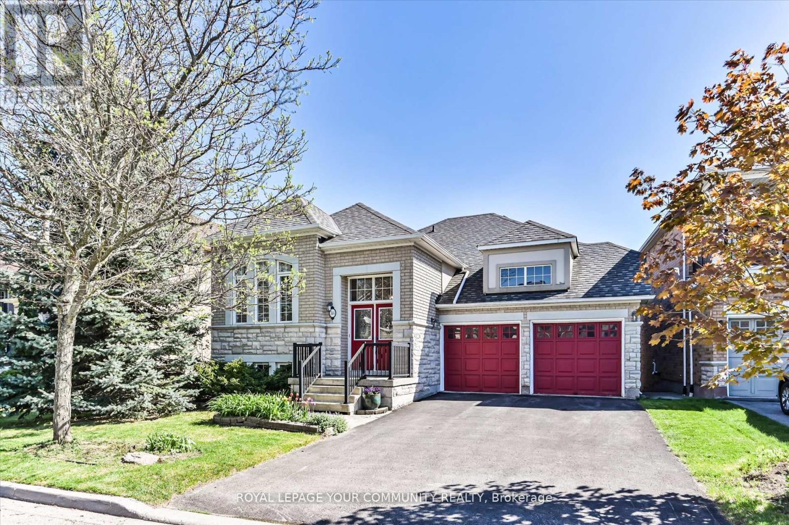 












38 BRASS DRIVE

,
Richmond Hill,




Ontario
L4E4T3

