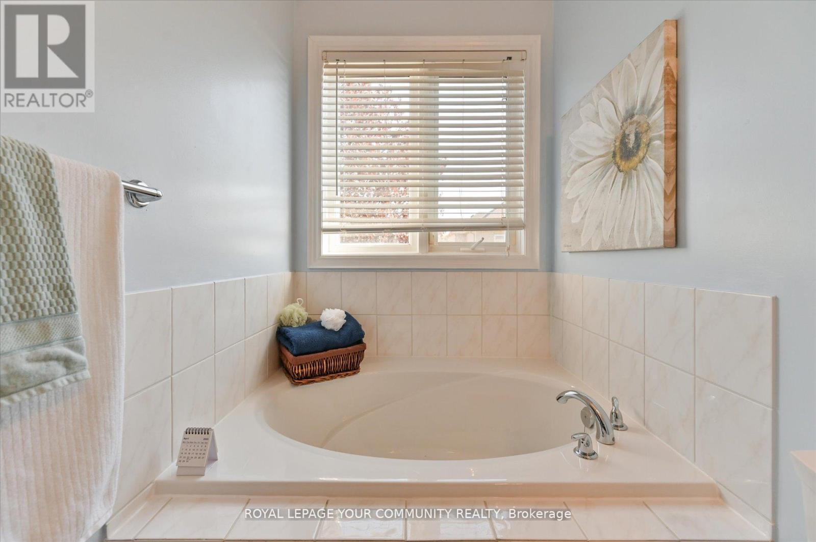 












38 BRASS DRIVE

,
Richmond Hill,




Ontario
L4E4T3

