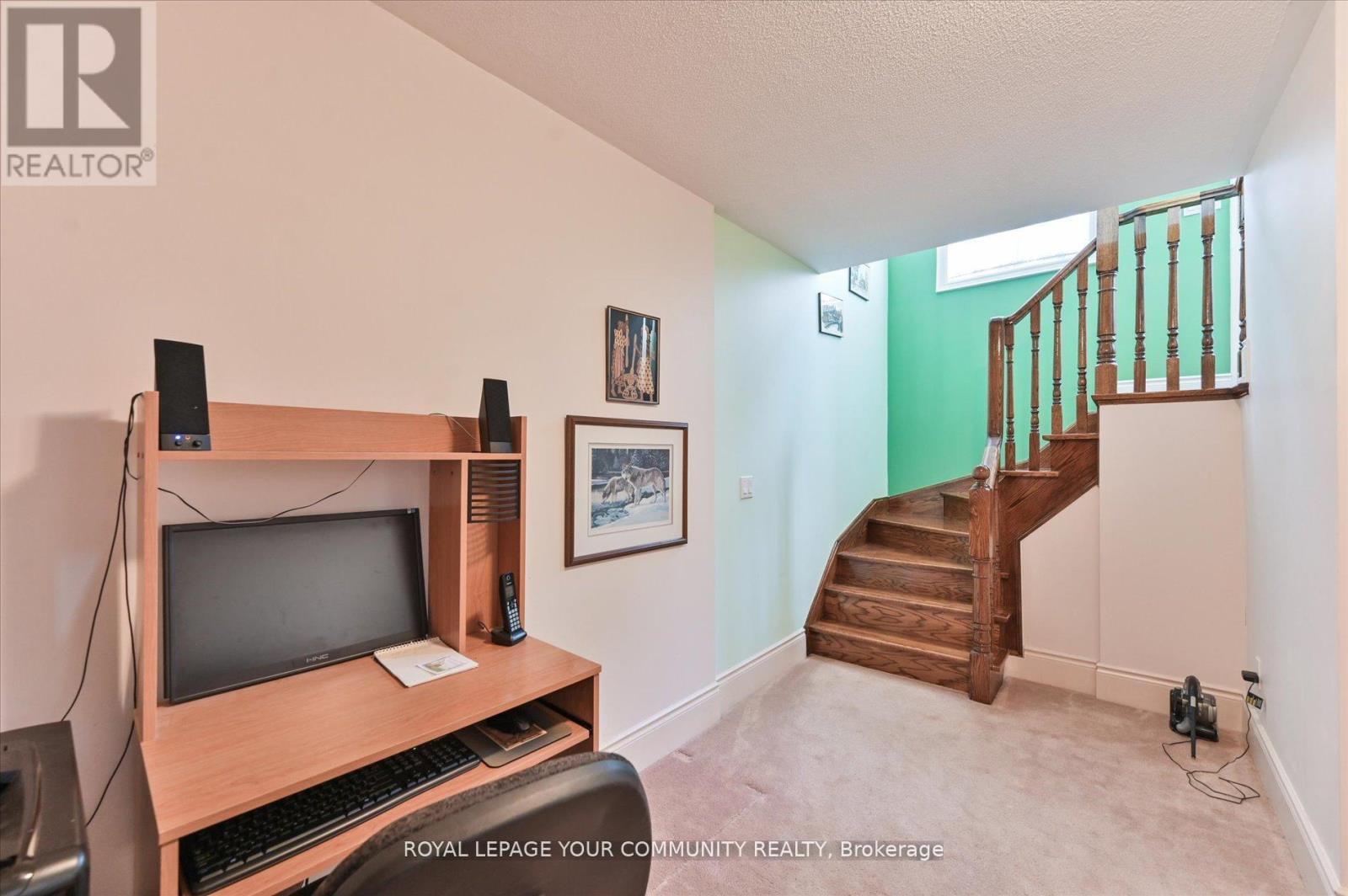 












38 BRASS DRIVE

,
Richmond Hill,




Ontario
L4E4T3

