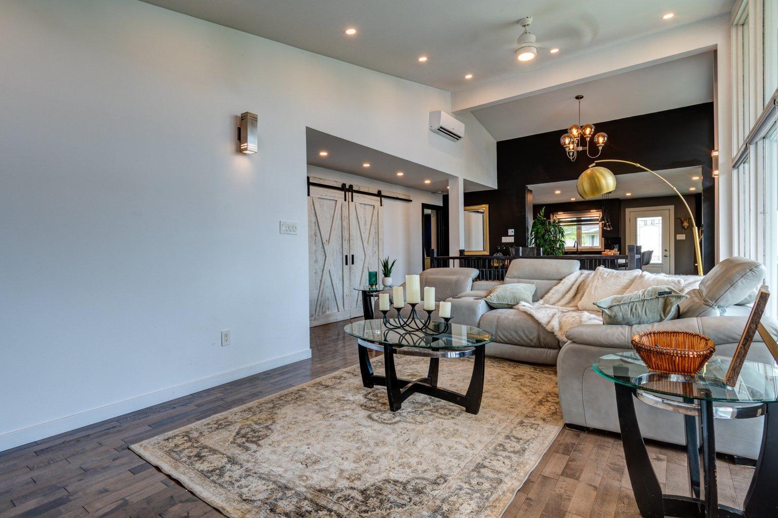 









106


Rue St-Michel

,
Yamaska,




QC
J0G1W0

