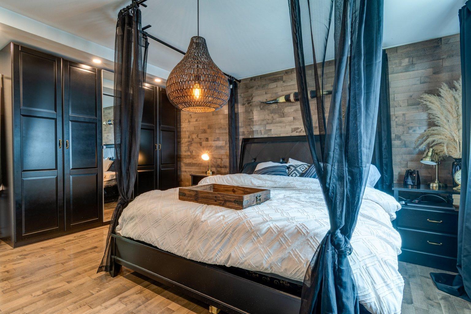 









106


Rue St-Michel

,
Yamaska,




QC
J0G1W0


