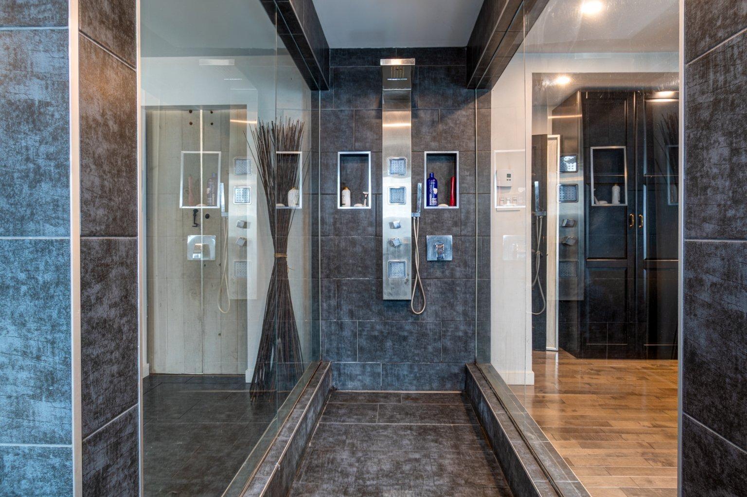 









106


Rue St-Michel

,
Yamaska,




QC
J0G1W0


